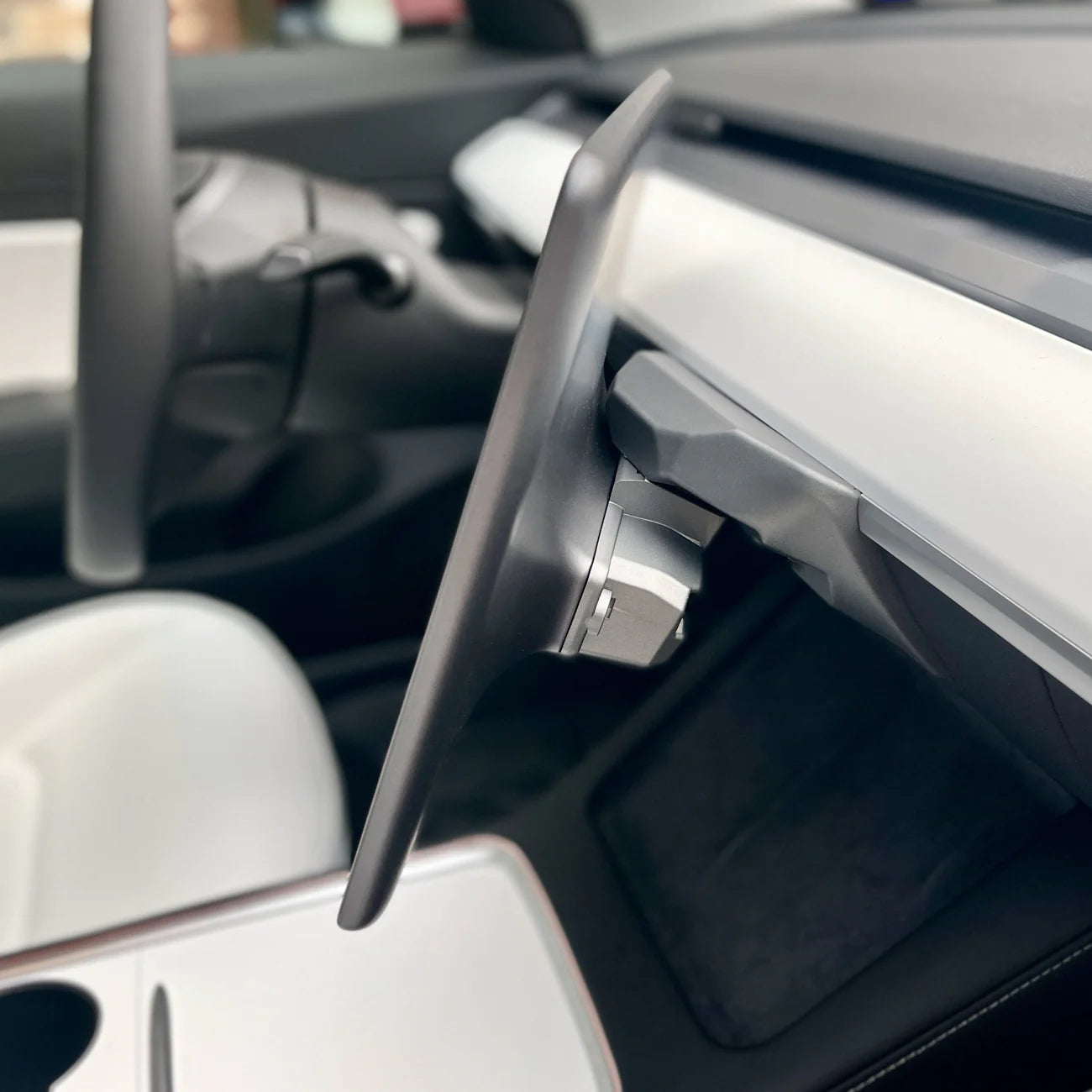 Tesla Model 3 / Y Swivel Screen Mounting Kit - Upgrade Version